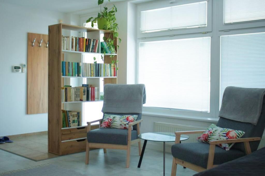 Apartament Apartman - Dlhe Diely Bratysława Zewnętrze zdjęcie