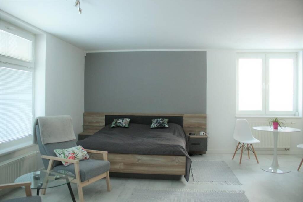 Apartament Apartman - Dlhe Diely Bratysława Zewnętrze zdjęcie